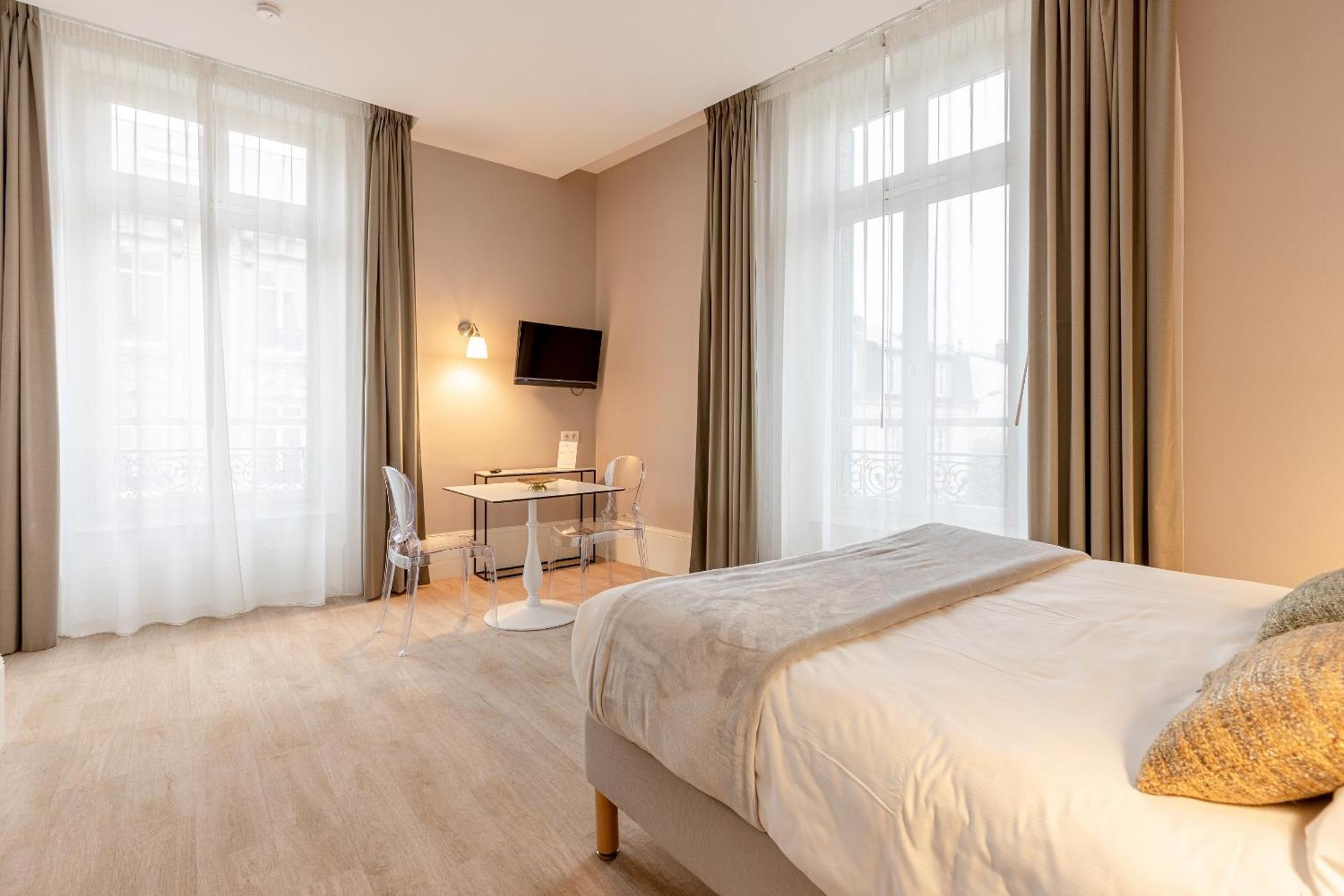 La Maison Blanche - Apparthotels De Charme Chic & Cosy A 350M Du Coeur De Ville De Limoges - Acces Autonome Szoba fotó